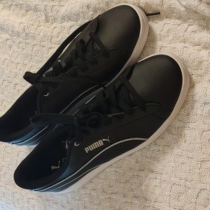 Women's puma sneakers